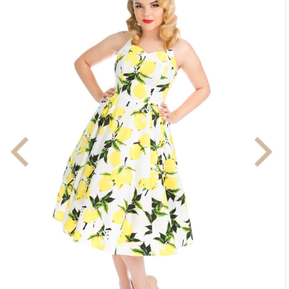 Hearts & Roses halter swing dress, lemon print, size 4